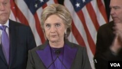 Hillary Clinton saat menyampaikan pidato kekalahan dan mengucapkan selamat kepada Donald Trump, 9 November 2016.