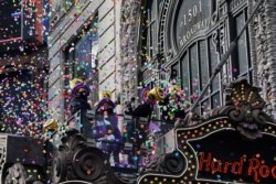 Tahun baru di Times Square, New York akan tetap berlangsung meriah, walau di tengah pandemi Covid-19.