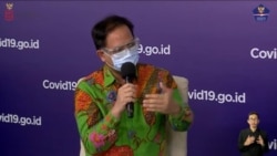 Wakil Ketua Umum Asosiasi Muslim Penyelenggara Haji dan Umrah Republik Indonesia (AMPHURI) Bungsu Sumawijaya dalam telekonferensi pers di Graha BNPB Jakarta, Rabu (11/11).(Foto: VOA)