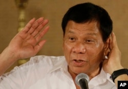 菲律宾总统杜特尔特在马尼拉总统府举行记者会。（2017年3月13日）