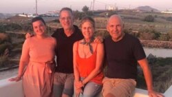 Selena Arizanović sa Tomom Henksom i Ritom Vilson (Foto: Privatna arhiva)