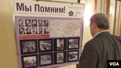 最近在莫斯科举行的亚美尼亚大屠杀的有关展览。（美国之音白桦拍摄）