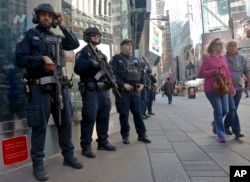 Mapurisa emuNew York paTimes Square