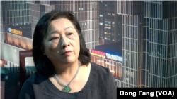 高瑜接受美国之音采访 (美国之音东方拍摄)