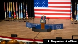 特朗普和海格塞斯罕见召集美军高级将领会议 特朗普和海格塞斯罕见召集美军高级将领会议