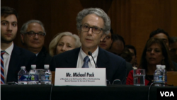 Kandidat za direktora Američke agencije za globalne medije Majkl Pek svedoči u Senatu, (arhivski snimak)