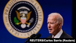 Američki predsednik Džozef Bajden tokom govora u Beloj kući o situaciji u Mjanmaru (Foto: REUTERS/Carlos Barria)