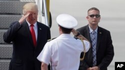 美国总统川普抵达德国汉堡，准备出席20国集团峰会。（2017年7月6日）