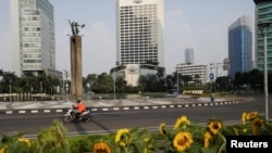Hotel-hotel di Jakarta di masa pandemi (foto: ilustrasi). Pihak hotel dituding yang paling diuntungkan dengan kewajiban karantina di masa pandemi, benarkah? 
