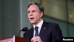 美国国务卿布林肯8月9日参观马里兰大学工程学院并发表有关基础设施投资的演讲