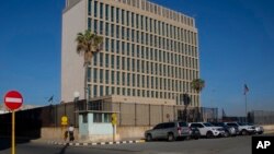 资料照片：2023年1月4日看到的美国驻古巴哈瓦那大使馆。2025年1月10日发布的一份报告称，美国情报机构普遍认为，美国的对手与所谓的哈瓦那综合症疾病无关。