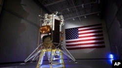 美国德州私人企业“直觉机器”公司（Intuitive Machines）研制的“奥德修斯”（Odysseus）的航天器。