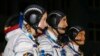 Pesawat Soyuz Bawa 3 Awak Stasiun Antariksa