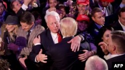 Robert i Donald Tramp u Njujorku 9. novembra 2016. godine nakon održanih predsedničkih izbora (Foto: AFP)