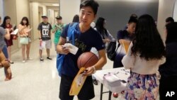 Mahasiswa asing menghadiri acara orientasi di Universitas Texas-Dallas di kota Richardson, Texas (foto: ilustrasi).