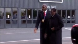 VaRobert Mugabe Vanochingamidzwa neMutungamiri weFrance, VaFrancois Hollande, muParis kuFrance