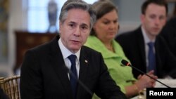 2024年3月8日，美国国务卿布林肯在美国华盛顿国务院会见土耳其外交部长哈坎·菲丹时向新闻媒体发表讲话。（路透社照片）
