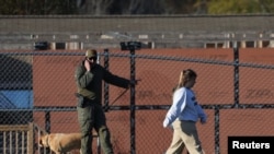 Jutro posle pucnjave u Luistonu (Foto: REUTERS/Shannon Stapleton)