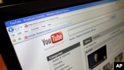 President George Bush pauses during a White House press conference shortly after Congress empowered him to use force in the Persian Gulf, Jan. 12, 1991.