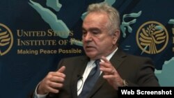 美国国安会印太事务协调员坎贝尔2021年11月19日参加美国和平研究所(USIP)会议 (USIP 会议视频截图)