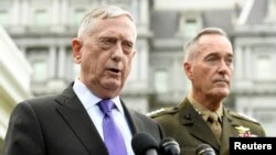 Menteri Pertahanan James Mattis