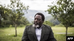 Le président de la République démocratique du Congo, Joseph Kabila, dans un jardin de son ranch personnel à Kinshasa, 10 décembre 2018.