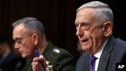 Srekretar za odbranu Džim Matis tokom saslušanja u Senatovom Komitetu za oružane snage, 26. aprila 2018.