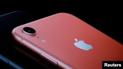 苹果手机去年年底在中国及周边地区的销售大幅下滑