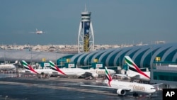 Suasana di bandara internasional Dubai, Uni Emirat Arab, 11 Desember 2019. (Foto: dok).
