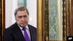 유리 우샤코프 러시아 대통령 보좌관이 2025년 3월 13일 모스크바 그랜드 크렘린 궁에서 열린 블라디미르 푸틴 러시아 대통령과 알렉산더 루카셴코 벨라루스 대통령의 회담에 참석했다. 