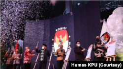 KPU RI meluncurkan Hari Pemungutan Suara Pemilu Serentak Tahun 2024, Senin (14/2). (Foto: Courtesy/Humas KPU)