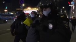 ការ​តវ៉ា​ជុំវិញ​ពិភពលោក ផ្ទុះ​ឡើង​ប្រឆាំង​នឹង​ការវាយ​ប្រហារ​អ៊ុយក្រែន