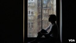 Semakin banyak warga AS menderita berbagai masalah gangguan mental, mulai dari kecemasan hingga depresi, akibat pandemi yang berkepanjangan (foto: ilustrasi).