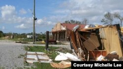 Kamper oštećen u oluji (Foto: Michelle Lee)