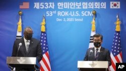 U.S. Defense Secretary Lloyd Austin, left, and South Korean Defense Minister Suh Wook attend a news conference following the 53rd Security Consultative Meeting a​t the Defense Ministry in Seoul, South Korea, Dec. 2, 2021. 