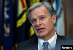 크리스토퍼 레이 FBI 국장.