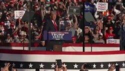 Présidentielle américaine : Harris et Trump continuent leur campagne dans les États pivots