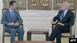 Tổng thống Syria al-Assad (trái) hội đàm với Chủ tịch ICRC Jakob Kellenberger ở Damascus, Syria hôm 5/9/11