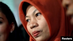 Baiq Nuril Maknun, di kantor Kementerian Hukum dan HAM, Jakarta, 8 Juli 2019. (Foto: dok).