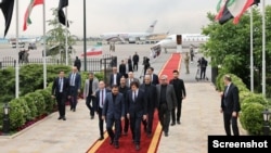 ირაკლი კობახიძე ირანის პრეზიდენტის ებრაჰიმ რაისის დაკრძალვაზე ჩაფრინდა, უკან რუსეთის დუმის სპიკერის ვოლოდინის ავიალაინერი