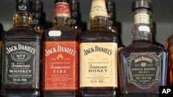 독일의 한 상점에 잭 다니엘 위스키가 진열돼 있다. (자료사진)
