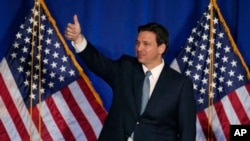 有意在2024大选年问鼎美国总统大位的佛罗里达州州长罗恩·德桑蒂斯（Ron DeSantis）