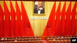 习近平5月4号在人民大会堂纪念马克思诞辰2百周年活动上讲话