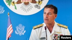 美军太平洋舰队司令阿奎利诺在曼谷举行的新闻发布会上讲话。（2019年12月13日）