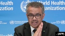 Direktur Jenderal Organisasi Kesehatan Dunia (WHO) Tedros Adhanom Ghebreyesus dalam pengarahan harian mengenai wabah virus corona di markas WHO di Jenewa, 23 Maret 2020. (Foto: AFP)