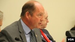 រូបឯកសារ៖ លោក Ted Yoho សមាជិក​​រដ្ឋ​សភា​នៃ​គណបក្ស​សាធារណរដ្ឋ​មក​ពី​រដ្ឋ Florida។ 