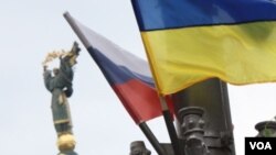 Presiden Vladimir Putin mengatakan kepada Presiden Brazil Luiz Inacio Lula da Silva, Jumat (26/5), bahwa Rusia terbuka untuk dialog mengenai Ukraina. (Foto: VOA)