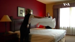 VOA英语视频: 酒店餐馆赌场为安全重开除旧布新