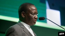 Sylvestre Ilunga Ilunkamba, ministre ya yambo ya RDC, na Cap, Afrika ya ngele, 3 février 2020.