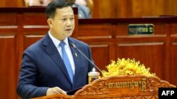 លោក ហ៊ុន ម៉ាណែត នាយករដ្ឋមន្ត្រី​ថ្មី​របស់​កម្ពុជា ថ្លែង​ទៅ​​កាន់​រដ្ឋសភា​ជាតិ កាល​ពី​ថ្ងៃ​ទី​២២ ខែ​សីហា ឆ្នាំ​២០២៣។